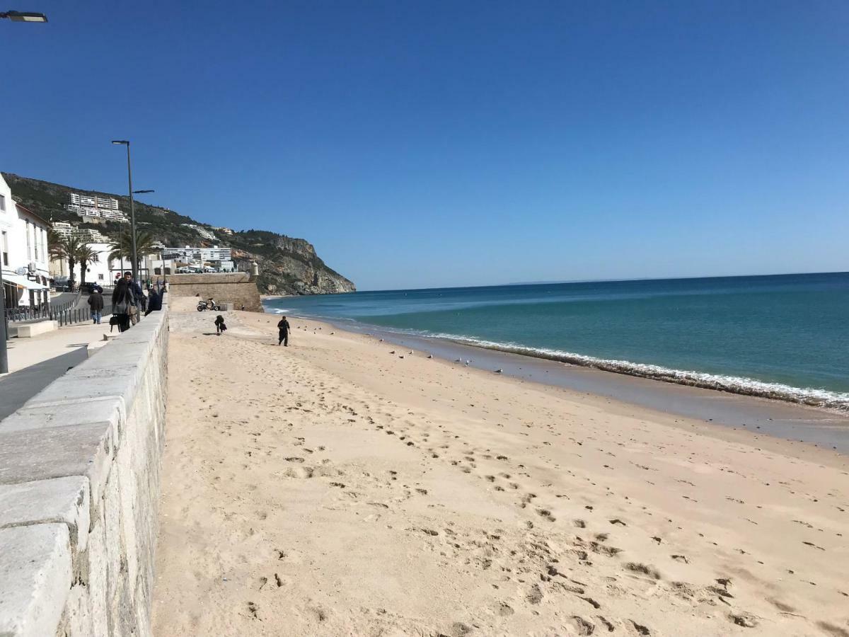 Blue Bay Beach Apartment Sesimbra Exterior photo