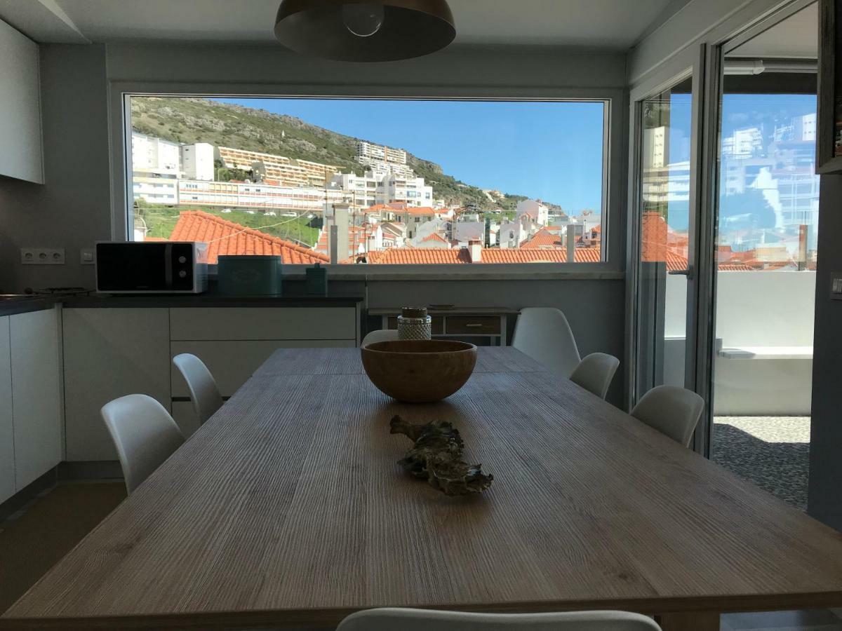Blue Bay Beach Apartment Sesimbra Exterior photo